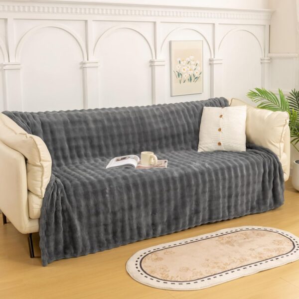 71LgFltWefL._AC_SL1500_.jpg YUSOKI Faux Fur Throw Blanket with 3D Bubbles Super Soft Fuz...